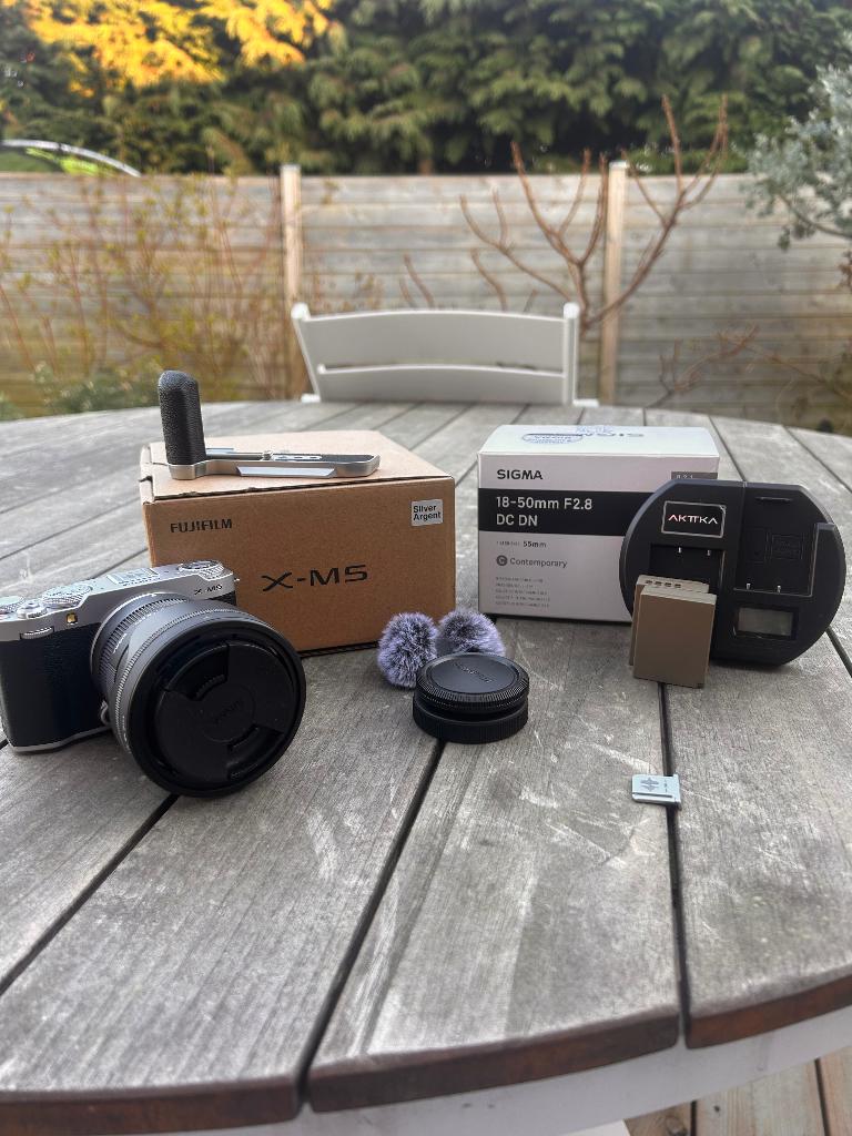 Fujifilm X-M5 + Sigma 18-50mm 2.8, Audio, Tv en Foto, Fotocamera's Digitaal, Compact, 26 Megapixel, Nieuw, Ophalen of Verzenden