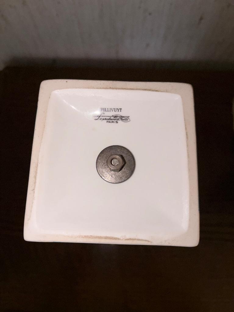 Vase amphore monte en 2 pièce sur socle Pillivuyt Paris, Antiquités & Art, Enlèvement ou Envoi