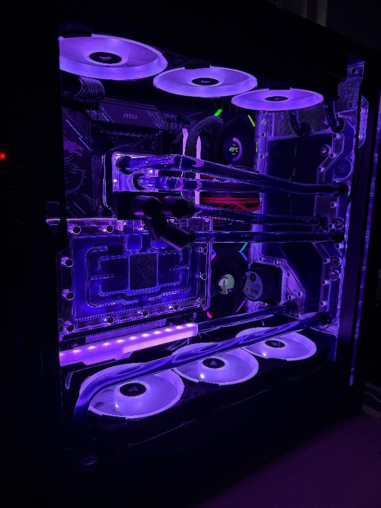 Ultra Custom Loop Game PC Ryzen 9 + RTX 5090, Computers en Software, Desktop Pc's, Ophalen, Virtual Reality, Zo goed als nieuw