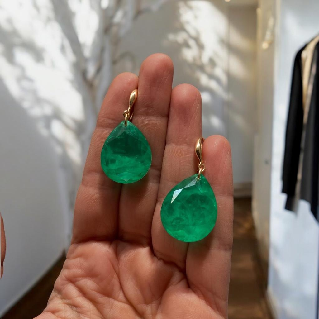 boucles d'oreilles en pierres semi-précieuses vertes naturel, Enlèvement ou Envoi, Comme neuf, Avec cristal, Vert