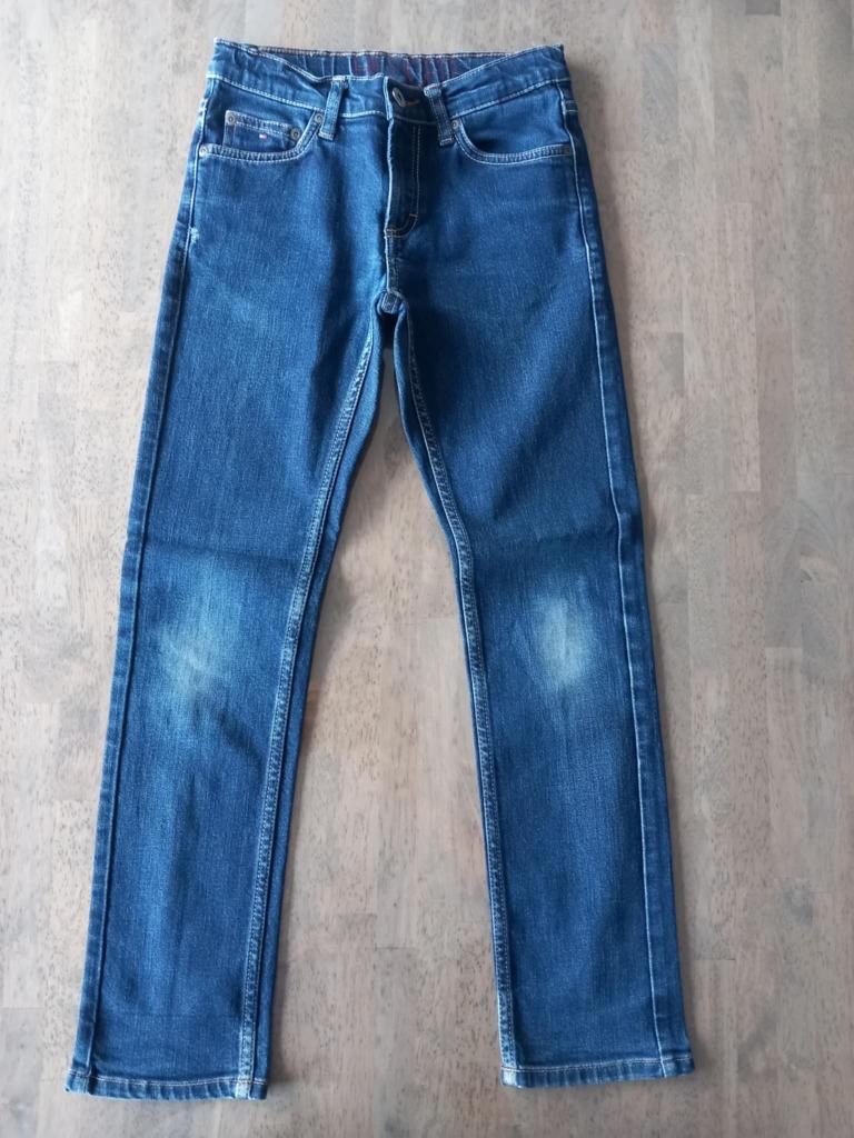 lange jeans broek maat 140 hilfiger, Kinderen en Baby's, Kinderkleding | Maat 140, Broek, Ophalen of Verzenden, Jongen, Tommy Hilfiger