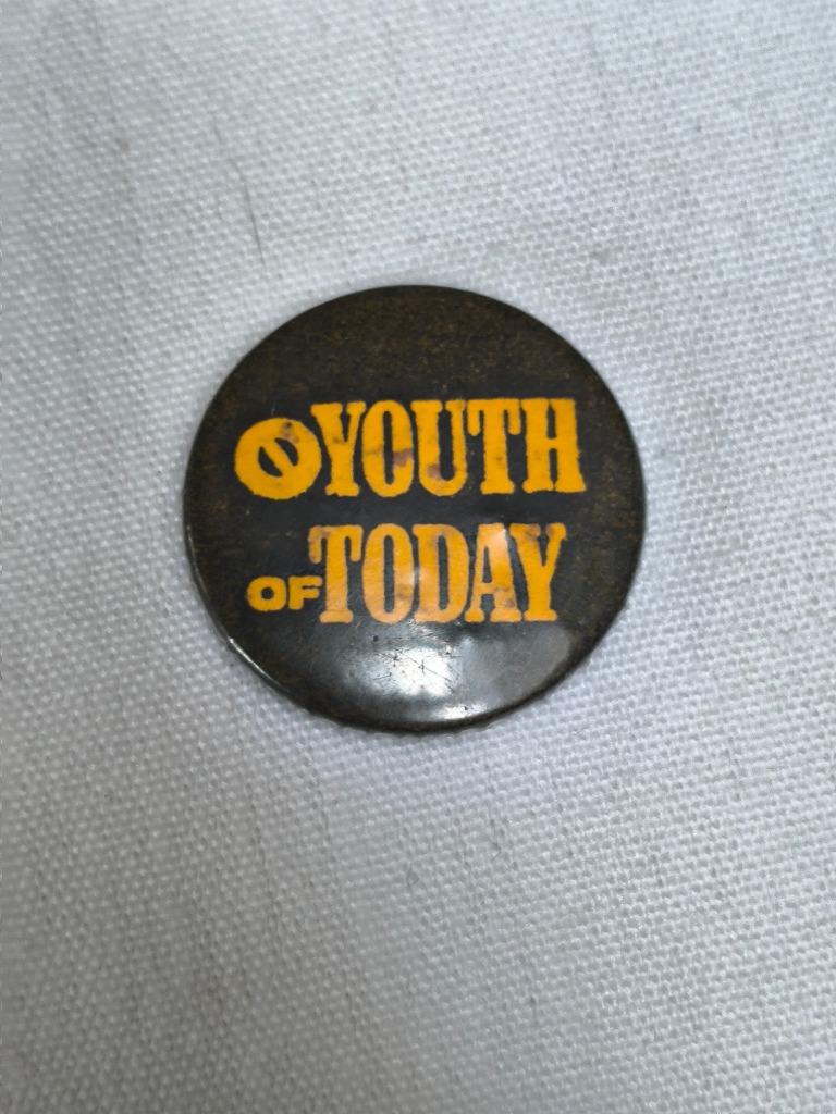 Badge / pins Youth Of Today vintage 1989 SXE Hardcore, Collections, Enlèvement ou Envoi, Utilisé, Autres sujets/thèmes, Insigne ou Pin's