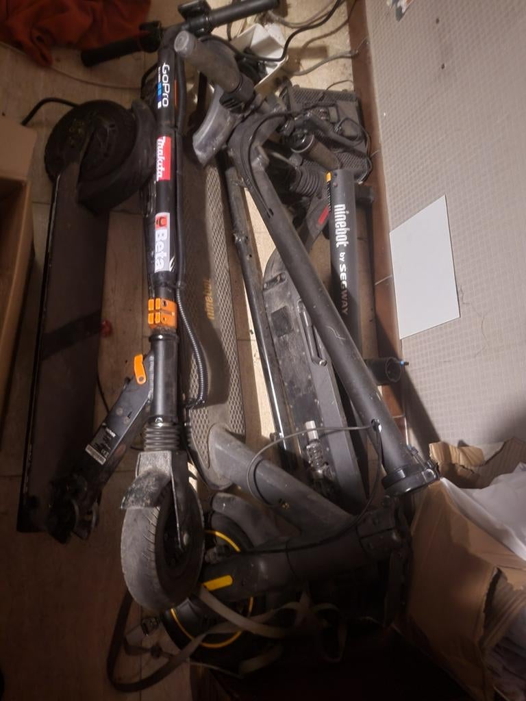 3 elektrische steps, Ophalen, Gebruikt