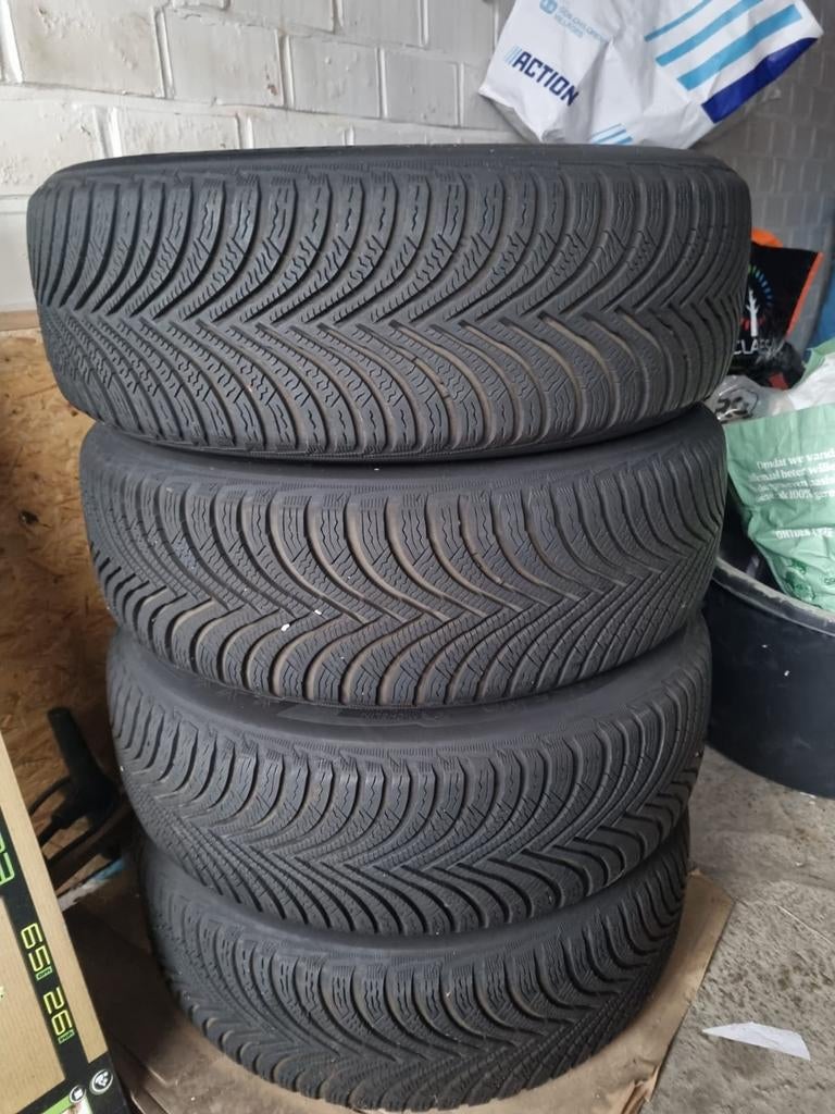 4 pneus d'hiver Michelin Alpin5 205/60 R16 92h, Enlèvement ou Envoi