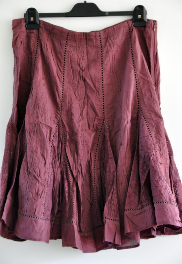 MAIS IL EST OU LE SOLEIL ? - Jolie jupe parme - T.44, Vêtements | Femmes, MAIS IL EST OU LE SOLEIL, Enlèvement ou Envoi, Porté