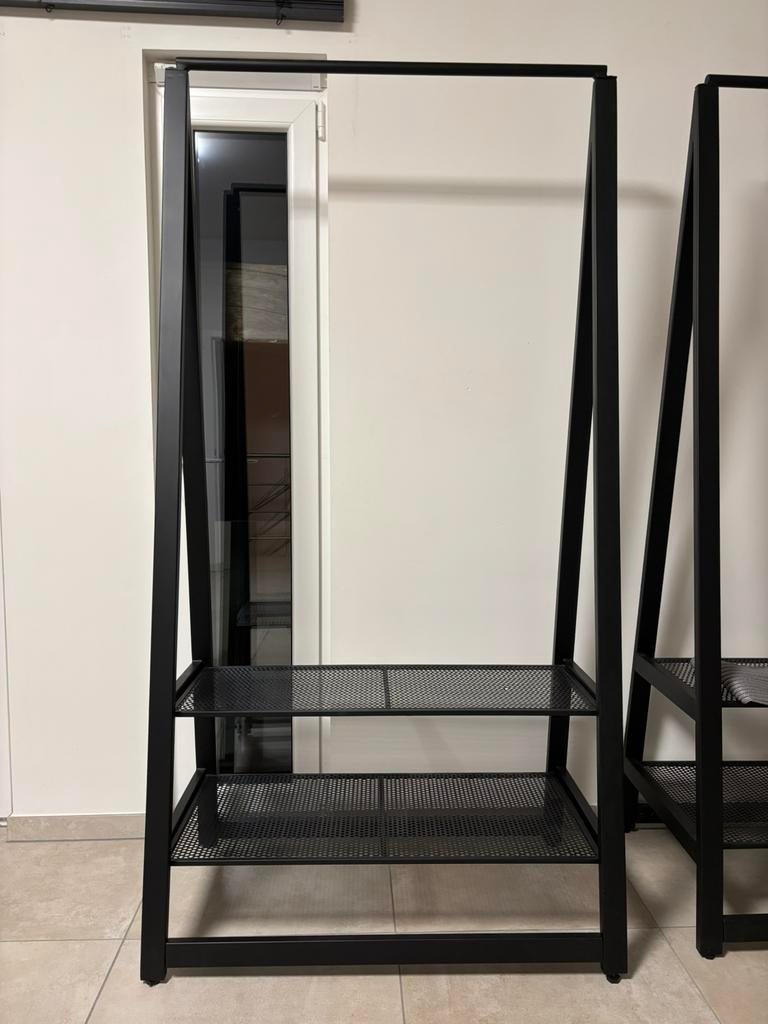 Kledingrek (2 beschikbaar), Huis en Inrichting, Woonaccessoires | Kapstokken, Ophalen, Zo goed als nieuw, Metaal