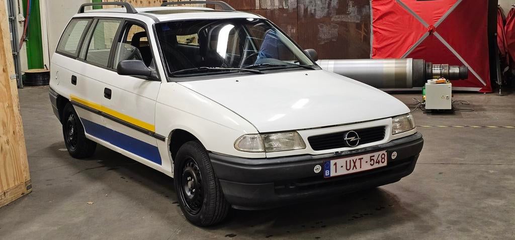 Opel Astra lichte vracht, Enlèvement