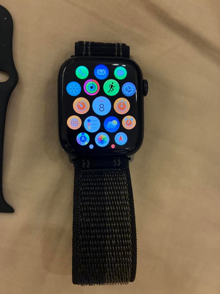 Apple Watch 7 GPS + cellulaire, Apple Watch, IOS, Comme neuf, Avancer d'un pas
