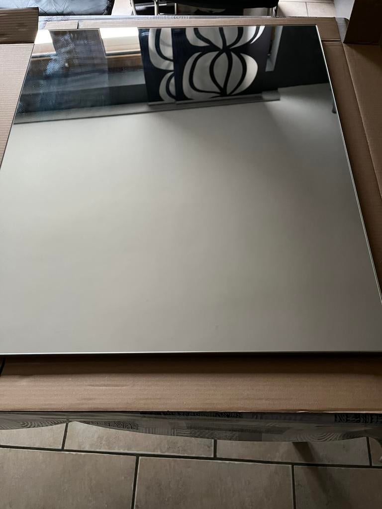 Miroir de salle de bain neuf (60 cm sur 70 cm ), Enlèvement, Neuf