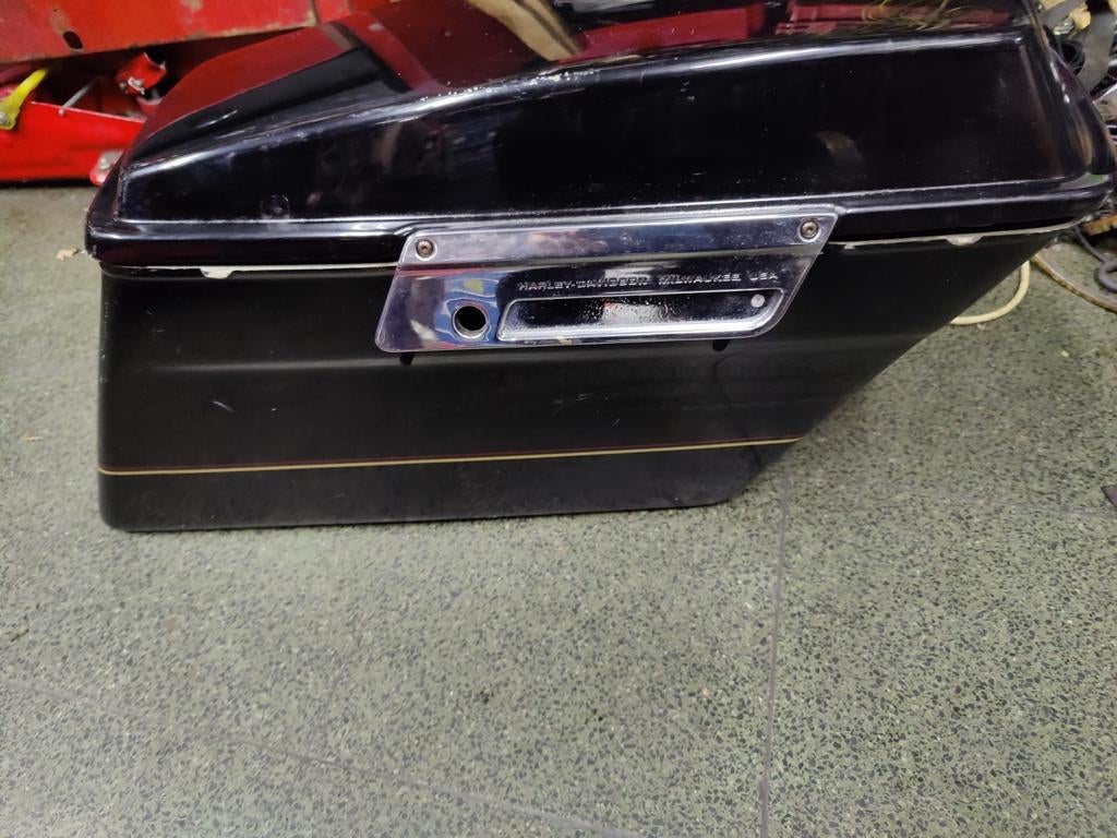 Originele hard box Harley Davidson road king, Motoren, Ophalen of Verzenden