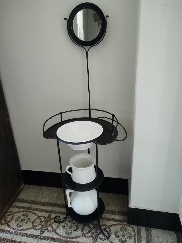 Lavabo français rétro, Enlèvement