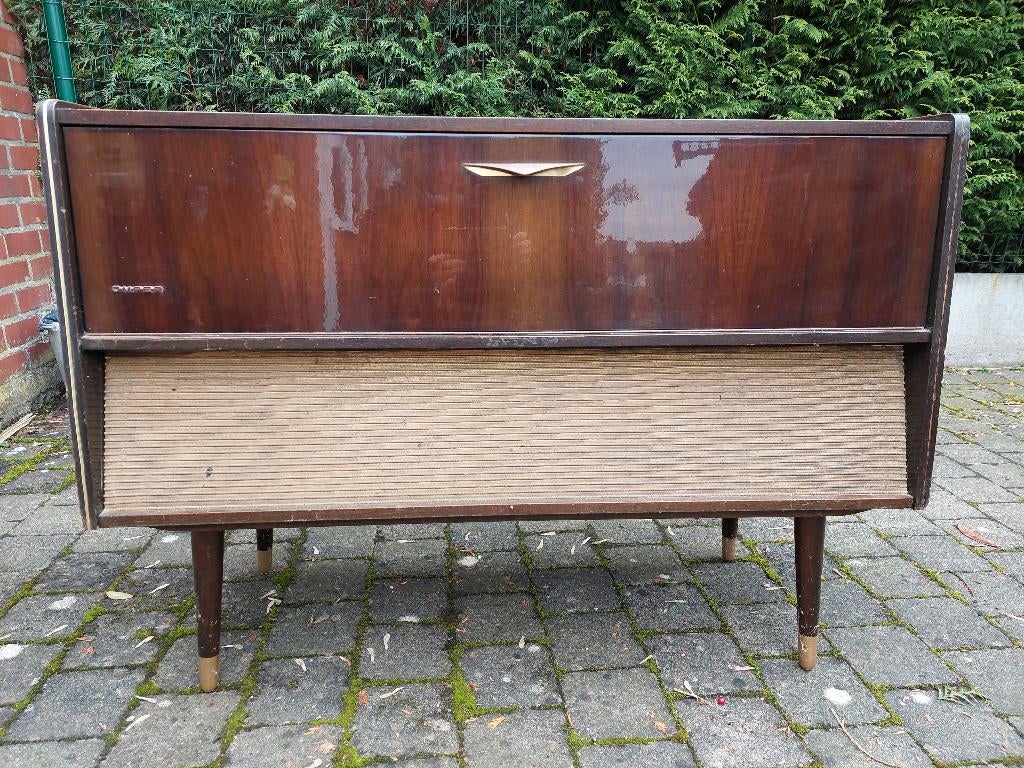 Meuble radio avec tourne-disque Imperial, Enlèvement