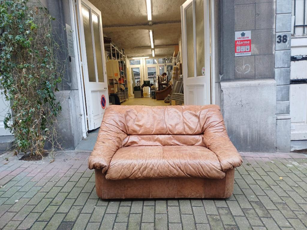 1 Canapés et 1 fauteuil en cuir, Retro futuriste, Enlèvement, Utilisé, Cuir