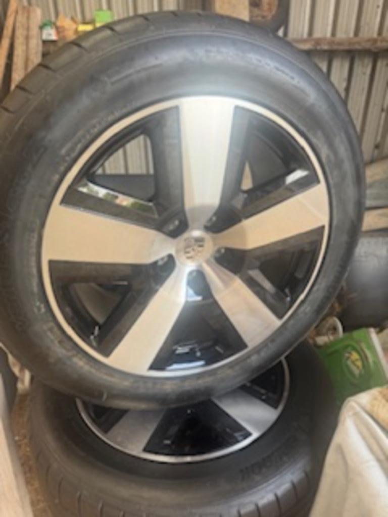 Porsche Cayenne velgen en banden, Ophalen, Banden en Velgen, Nieuw, Terreinwagen