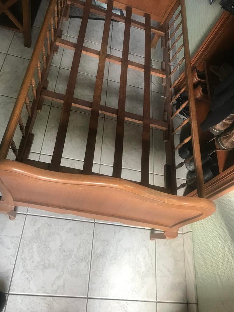 Lit enfant en chêne ancien, Antiquités & Art, Enlèvement