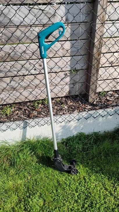 Makita 198516-8 verlengsteel voor DUM604, Ophalen, Zo goed als nieuw