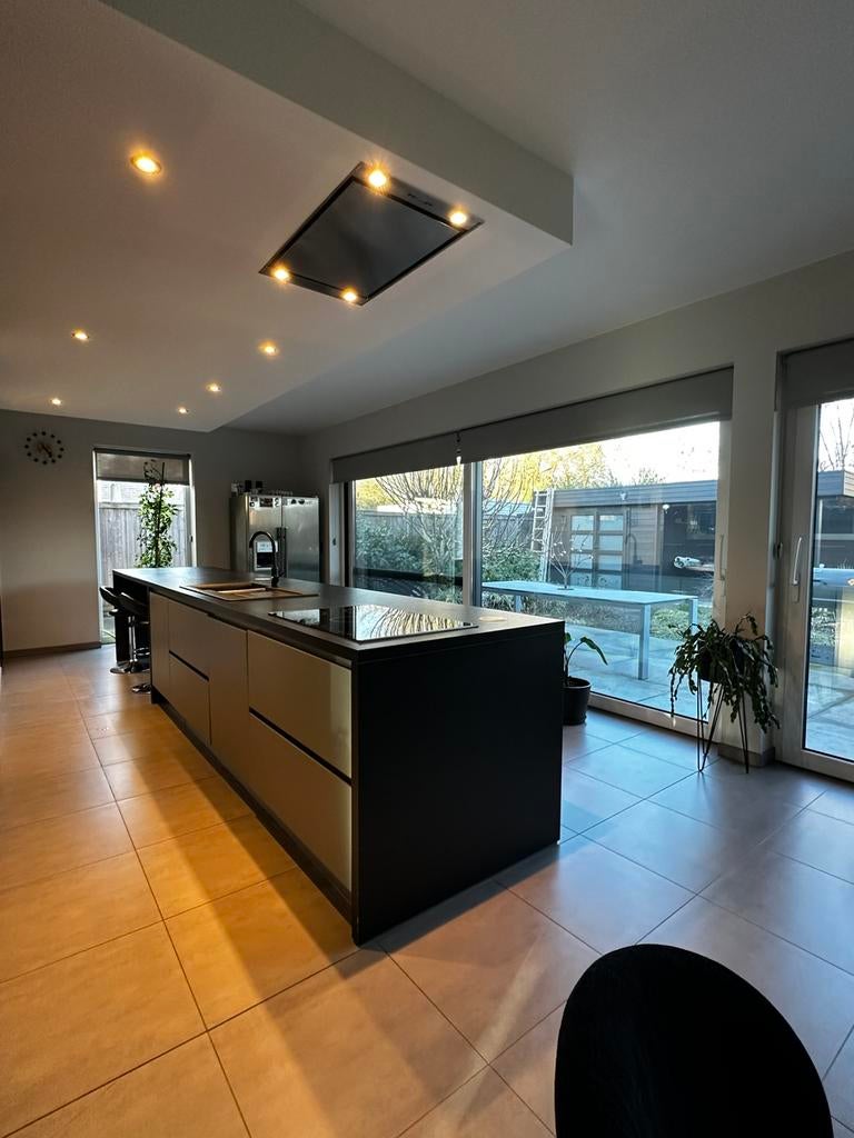 Moderne greeploze keukeneiland te koop, Huis en Inrichting, Keuken | Complete keukens, Ophalen, Gebruikt, Overige materialen, Dubbelwandige keuken