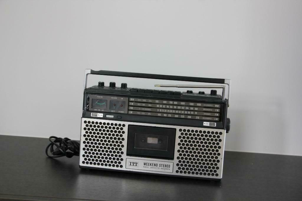 ITT Weekend stereo cassette 109 radio, TV, Hi-fi & Vidéo, Radios, Enlèvement ou Envoi, Utilisé, Radio