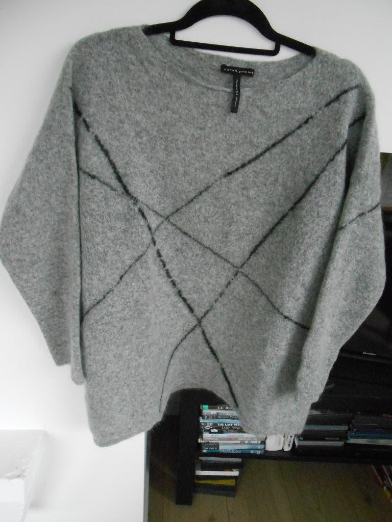 Sarah Pacini, Sarah Pacini, Verzenden, Gedragen, Zwart