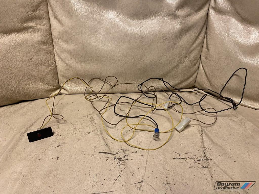 Bmw E36 alarm licht unit met kabelboom middenconsole 3-serie, -, Utilisé, -, Enlèvement ou Envoi