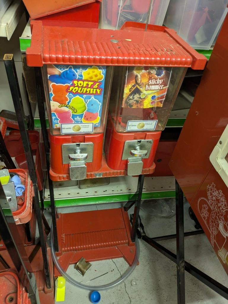 Set van 2 Brabo-automaten met standaard, Verzamelen, Automaten | Gokkasten en Fruitautomaten, Ophalen, Zo goed als nieuw