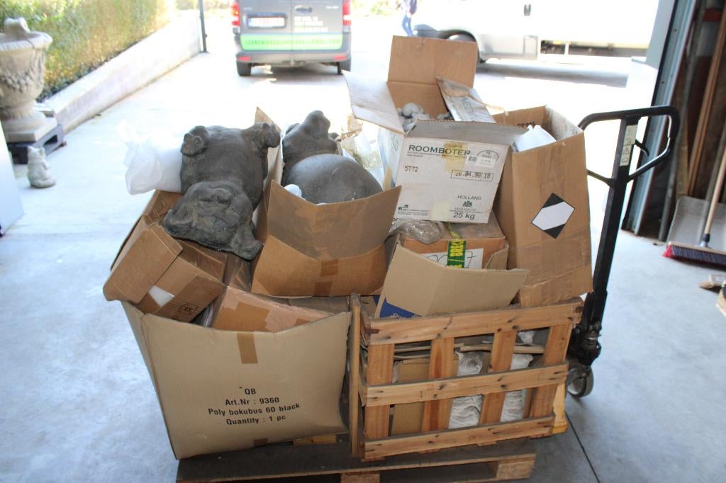 lot de statues +- 60 pièces en béton , lire l annonce, Jardin & Terrasse, Enlèvement, Comme neuf, Béton, Animal