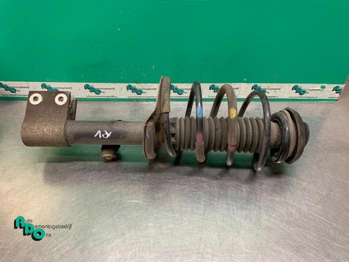 Barre amortisseur avant droit d'un Citroen C4 (C4 04-), Autos : Pièces & Accessoires, -, 3 mois de garantie, Utilisé, -