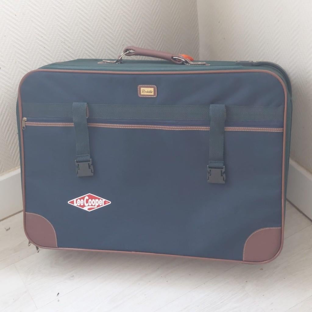 reiskoffer, Handtassen en Accessoires, Ophalen, Gebruikt, Zacht kunststof, Wieltjes