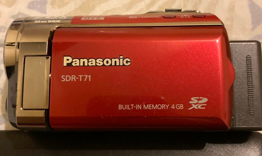 Caméscope numérique Panasonic SDR-T71 de couleur rouge, Audio, Tv en Foto, Videocamera's Digitaal, Full HD, Panasonic, Ophalen of Verzenden