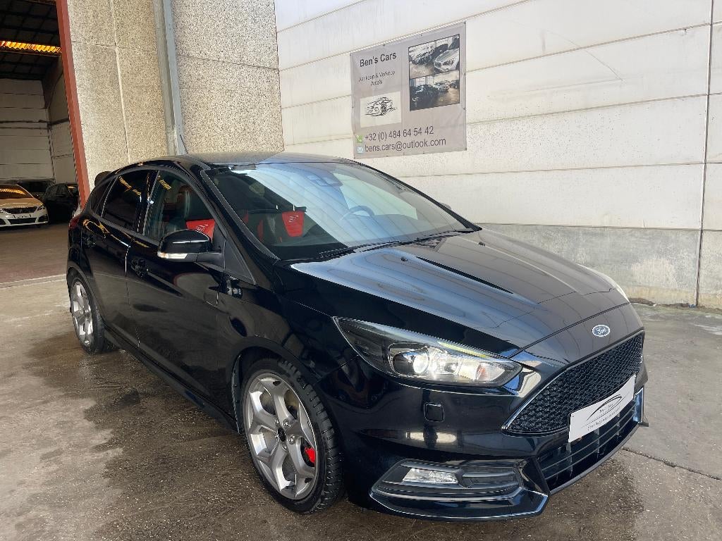 Ford Focus ST 2.0T Milltek 250PK  * Xenon/GPS *, Autos, Ford, Focus, Achat, Euro 6, Entreprise