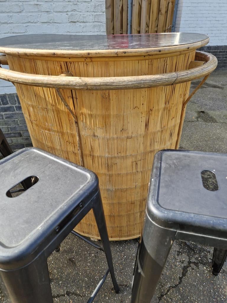 Vieille barre en bambou 1m48cm/1m 165€, Enlèvement