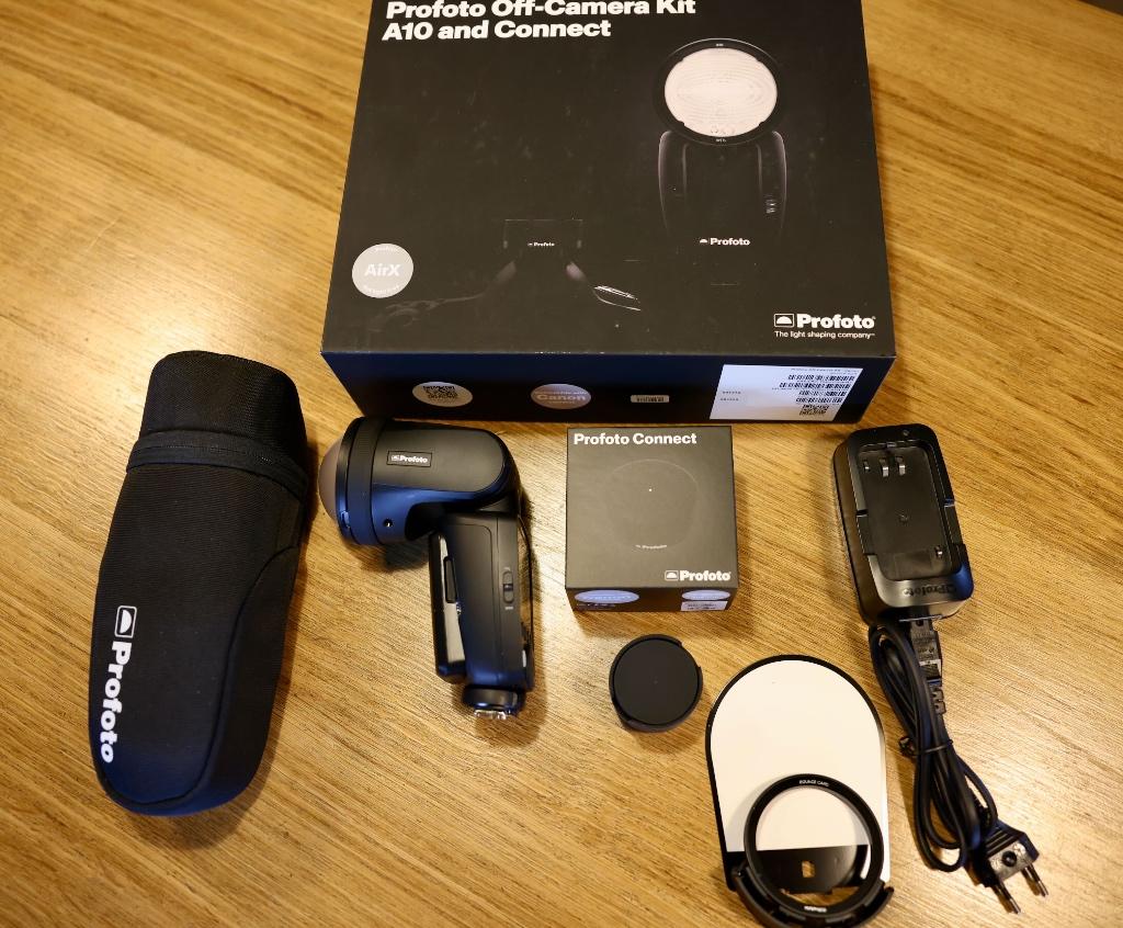 Profoto A10 en connect voor Canon, Ophalen, Zo goed als nieuw, Lamp of Flitsset