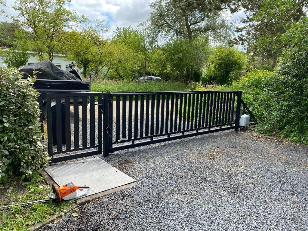 E-Schuifpoort model: 'Sydney' in 4, 5 en 6 meter doorgang!, Tuin en Terras, Tuinhekken en Hekwerk, Met poort, Nieuw, IJzer, Spijlenhekwerk