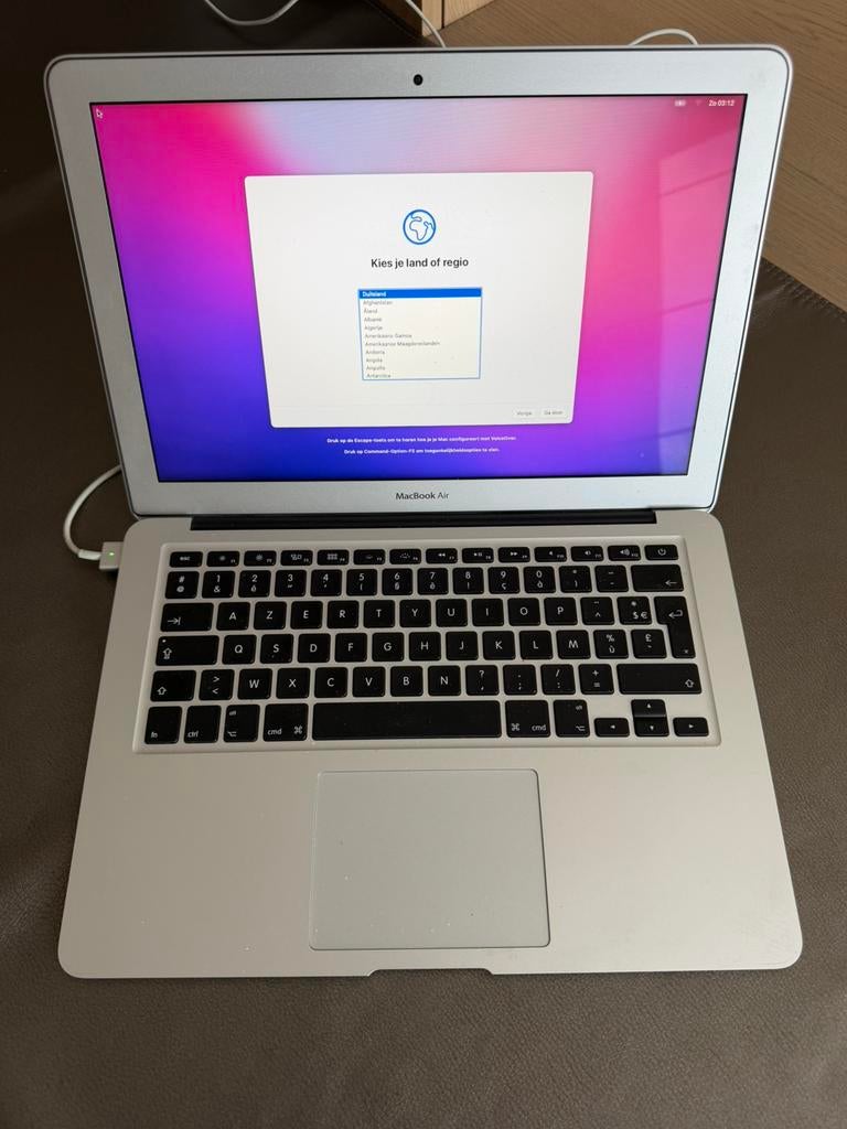 Macbook air, Informatique & Logiciels, Apple Macbooks, Moins de 2 Ghz, Utilisé, Azerty, 128 GB ou moins