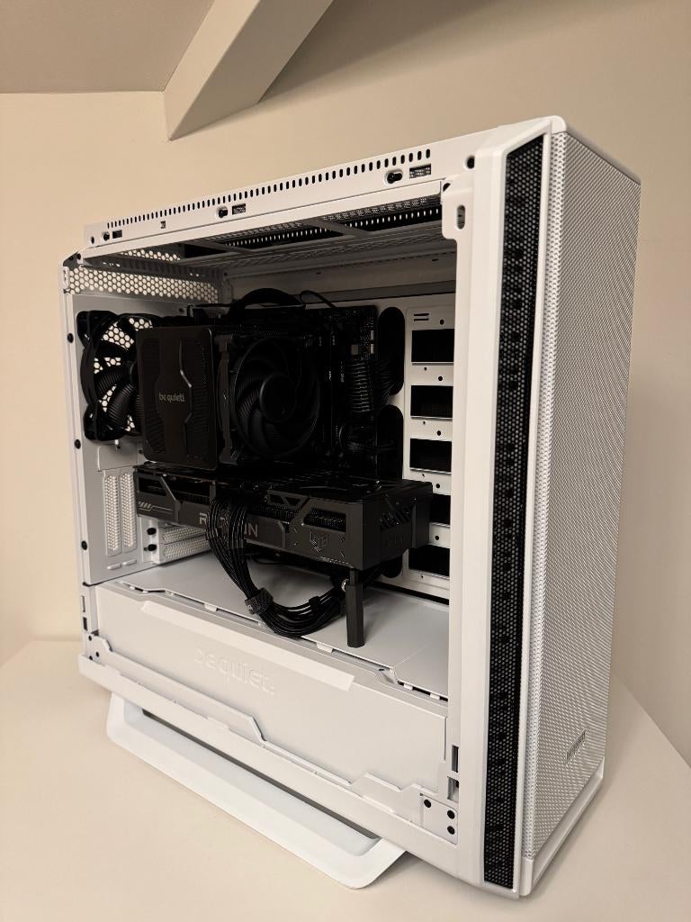 PC Gamer | AMD R7 9800X3D | ASUS T.Gaming RX 9070 XT | ..., Informatique & Logiciels, Le pc est monté avec différentes marques