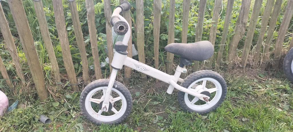 Draisienne, rose, Kinderen en Baby's, Ophalen, Zo goed als nieuw