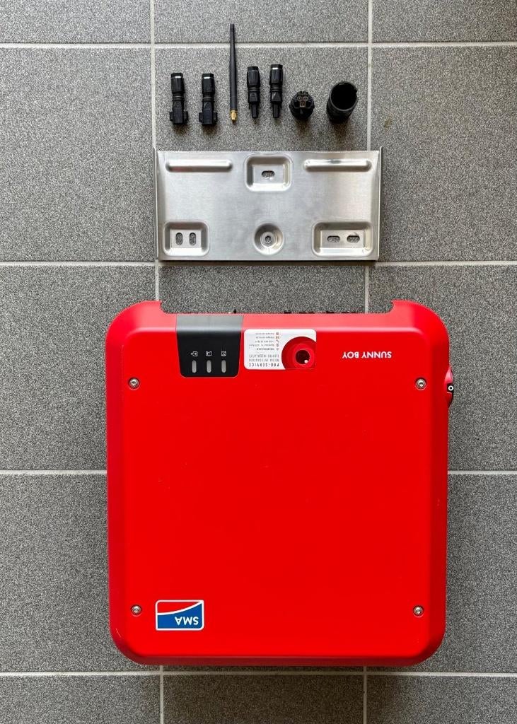 SMA - Sunny Boy 3.6 (monofasige omvormer 3,6 kW), Doe-het-zelf en Bouw, Ophalen, Zo goed als nieuw, Overige typen, 200 wattpiek of meer