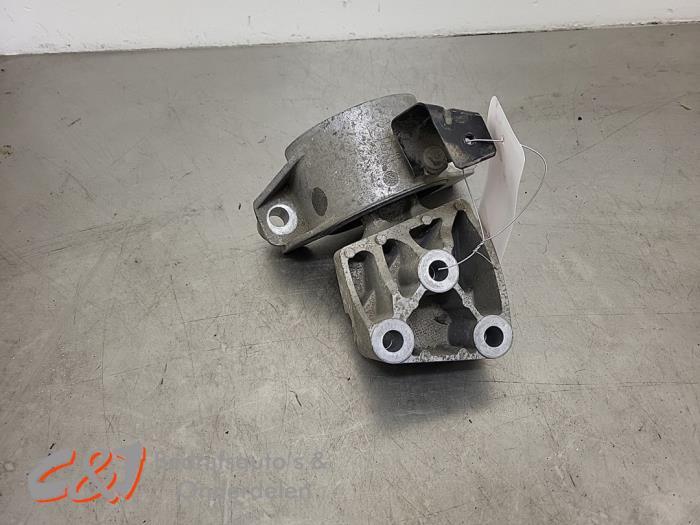 Support moteur d'un Fiat Doblo, Autos : Pièces & Accessoires, Suspension & Châssis, Fiat, Utilisé, 3 mois de garantie, Enlèvement ou Envoi