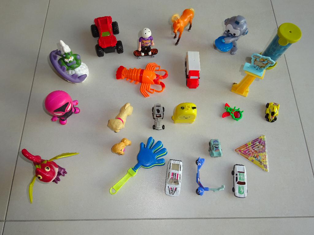 Lot stoer speelgoed én locomotief, Ophalen of Verzenden, Zo goed als nieuw