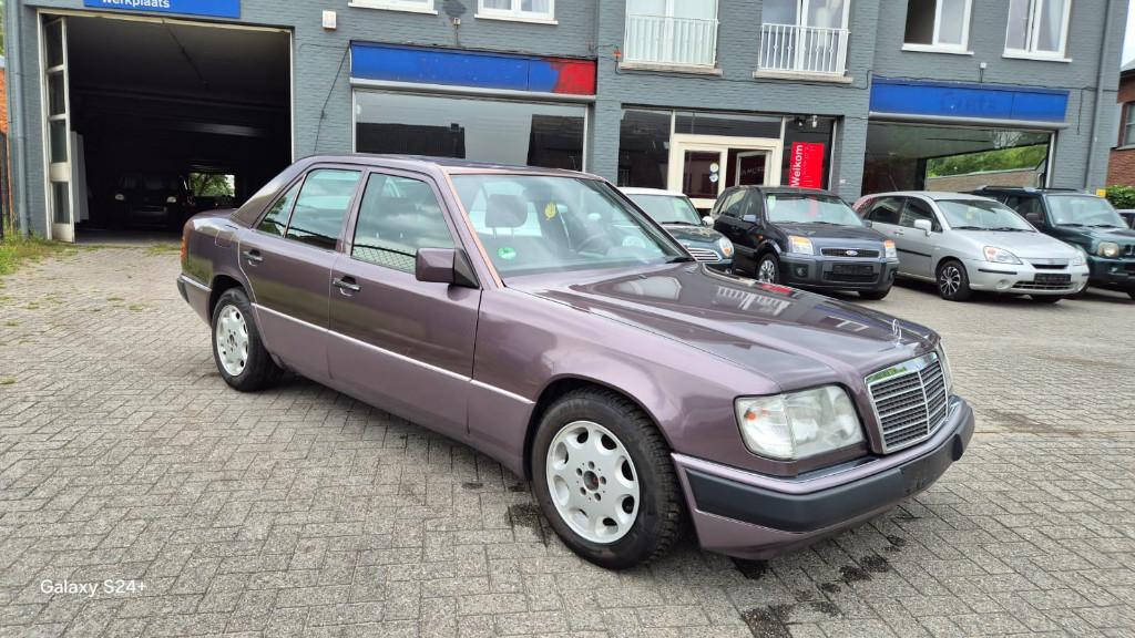 Mercedes E 200 2.0 Benzine Bj 1993 87000km Gekeurd Voor Verk, Auto's, Bedrijf, Handgeschakeld, 2000 cc, E-Klasse