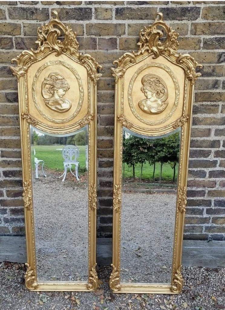 Set Elegante passpiegels met een gedetailleerd amulet van ee, Huis en Inrichting, Ophalen