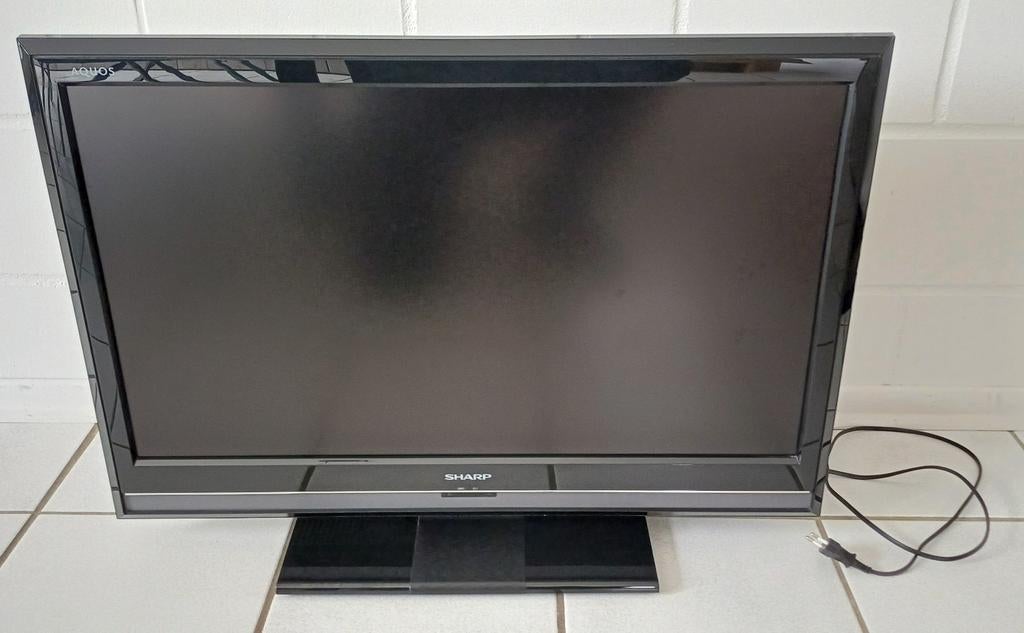 Sharp 32" LCD televisie, Ophalen, Gebruikt, LCD, 80 tot 100 cm