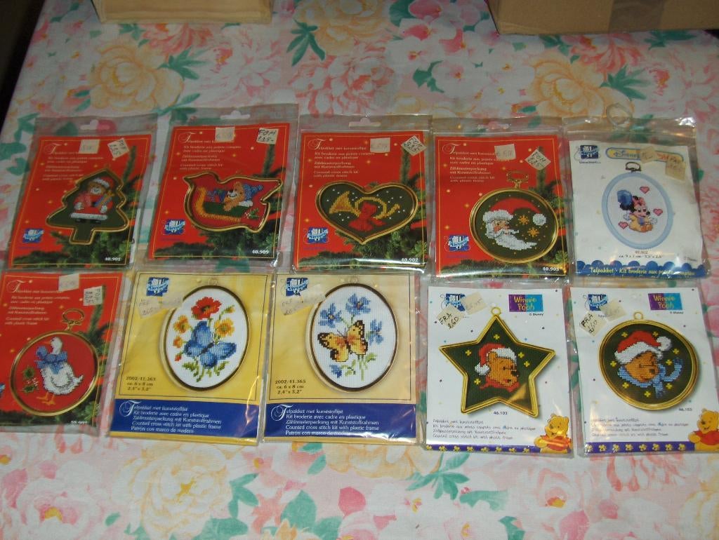 Kit complet aux points comptés avec cadre.., Ophalen of Verzenden, Nieuw, Handborduren, Borduurpakket