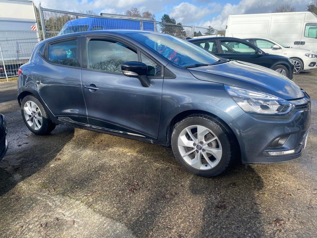 Renault Clio essence, Autos, Renault, Argent ou Gris, Achat, Euro 6, Entreprise