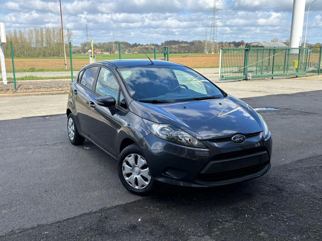 Ford Fiesta 1.2 essonce Airco lez ok, Autos, Ford, Achat, 4 portes, Entreprise, Boîte manuelle