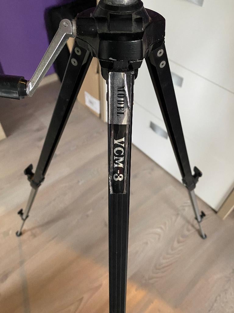 trépied, TV, Hi-fi & Vidéo, Photo | Trépieds & Rotules, Enlèvement, Comme neuf, 150 à 175 cm, Trépied