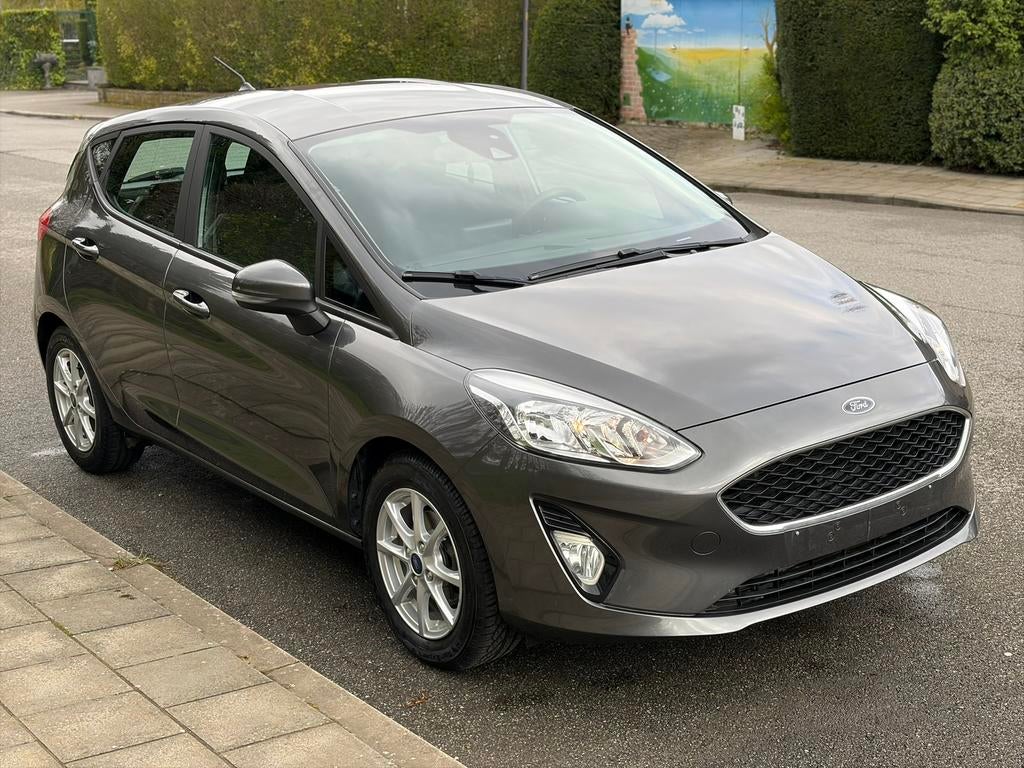 Ford Fiesta 5 portes de 2019 - 95 000km prête à immatriculer, Argent ou Gris, Achat, Euro 6, Boîte manuelle