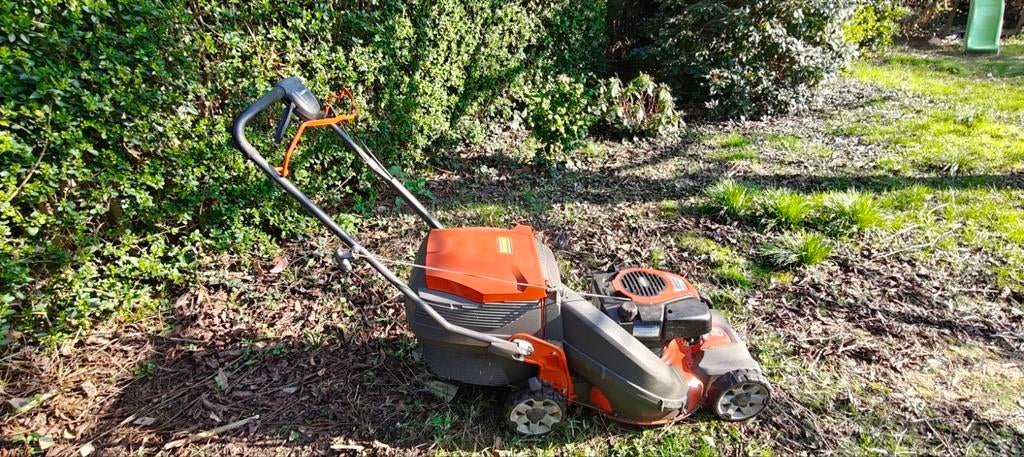 Husqvarna zelftrekker benzine, Enlèvement