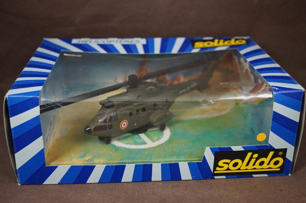 Solido Puma militaire helicopter - TOP, Ophalen of Verzenden, Zo goed als nieuw