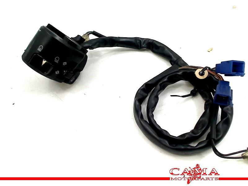 COMMUTATEUR GAUCHE Yamaha YZF R6 1999-2002 (YZF-R6 5EB 5MT), Dhr. S. di Majo, Utilisé, Info@cama-motorparts.nl, P.J. Troelstraweg 8 8
3144 CX  MAASSLUIS, NL